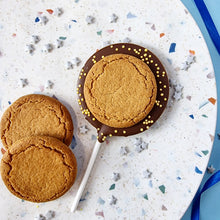 Load image into Gallery viewer, Milk Chocolate Gingernut Lollipop