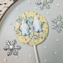Load image into Gallery viewer, White Chocolate Penguin Lollipop.
