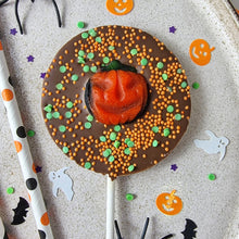 Load image into Gallery viewer, Milk Chocolate Pumpkin Face Lollipop
