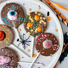 Load image into Gallery viewer, Spooky Halloween Letterbox Lollipop Set
